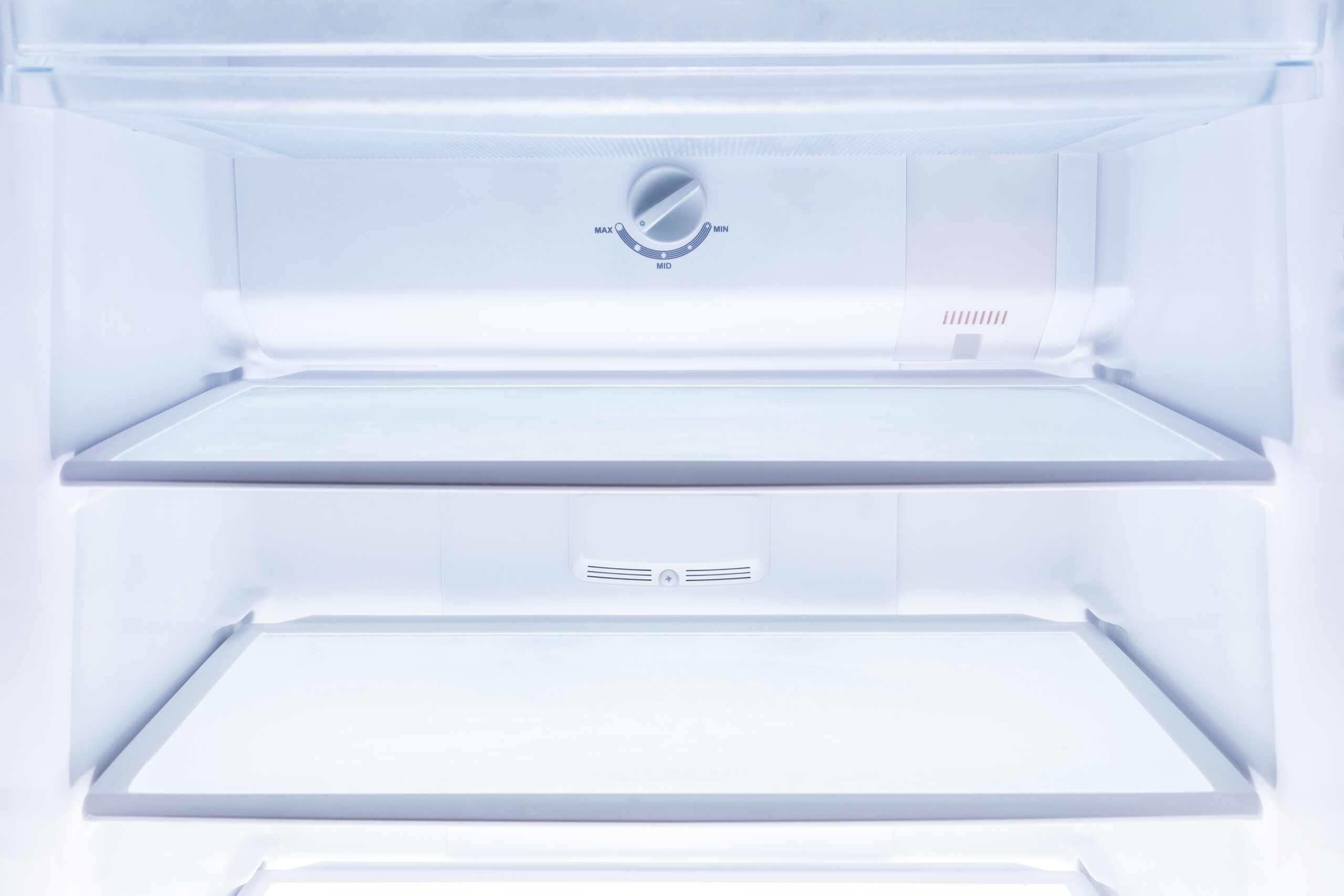 Выбор холодильника: виды морозильных камер